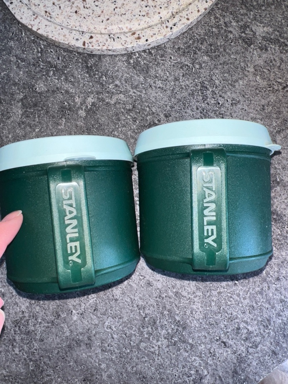 Vintage Aladdin Stanley 12 OZ green mug set S12